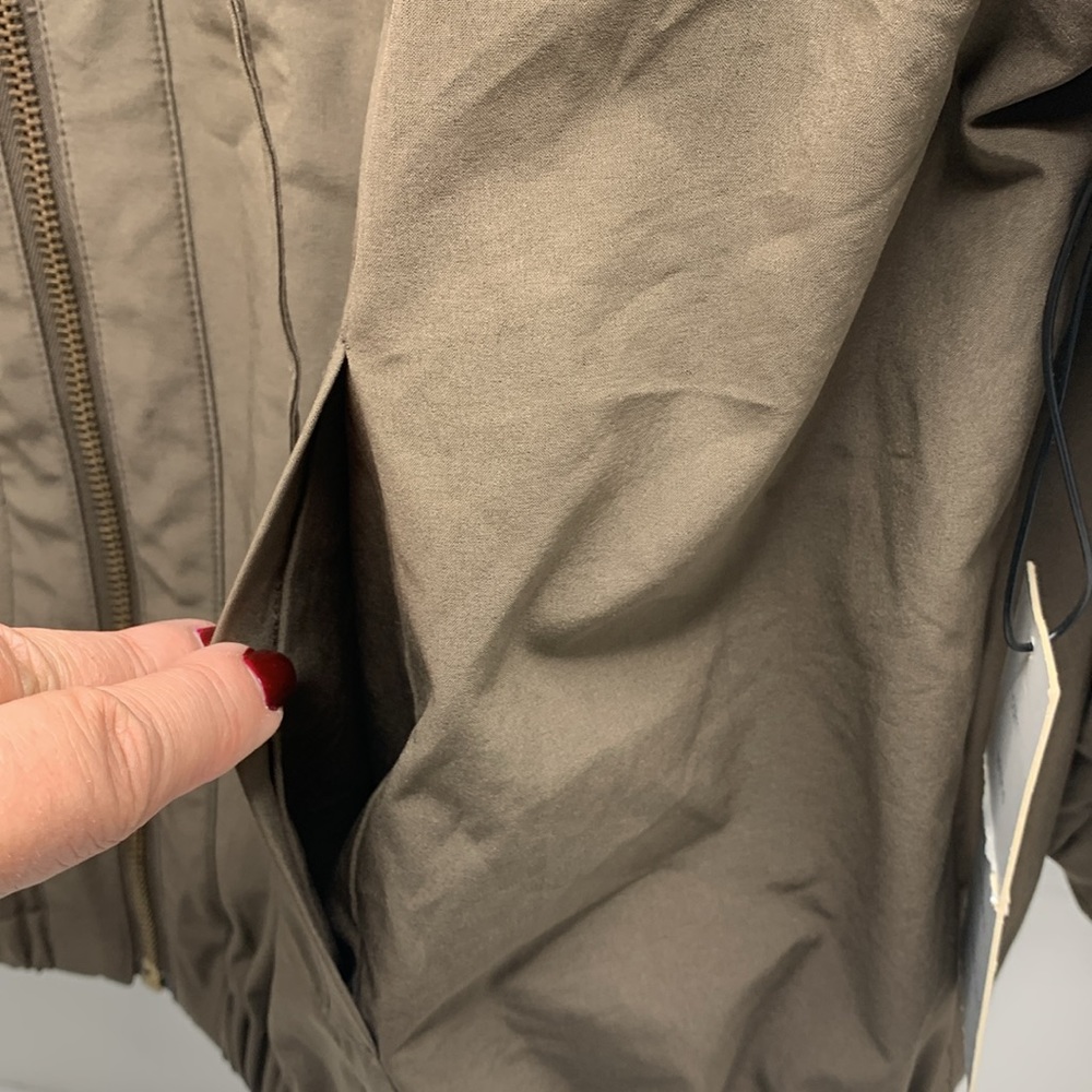 Zenergy by Chico’s Ruffle Jacket NWT - Picture 5 of 9